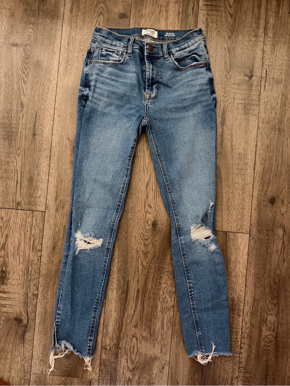 Kensie Medium Blue Distressed Ankle Jeans